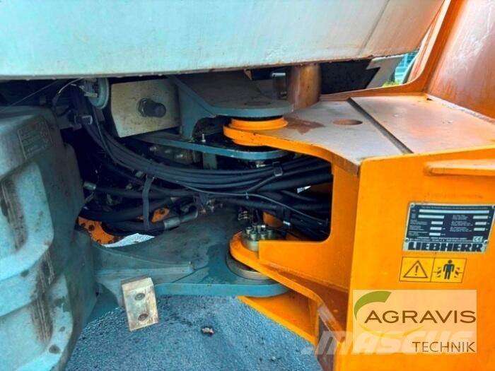 Liebherr L538 Kolesové nakladače