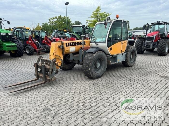 Liebherr TL 445-10 Teleskopické nakladače pre poľnohospodárstvo