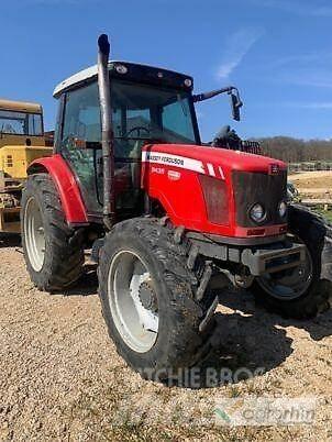Massey Ferguson 5435 Traktory