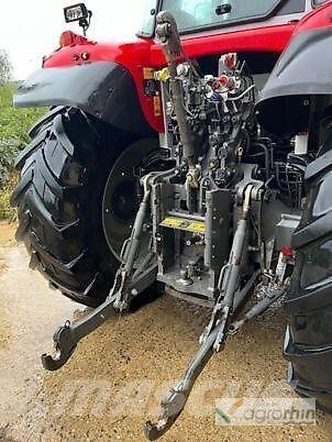 Massey Ferguson 6S155 Traktory