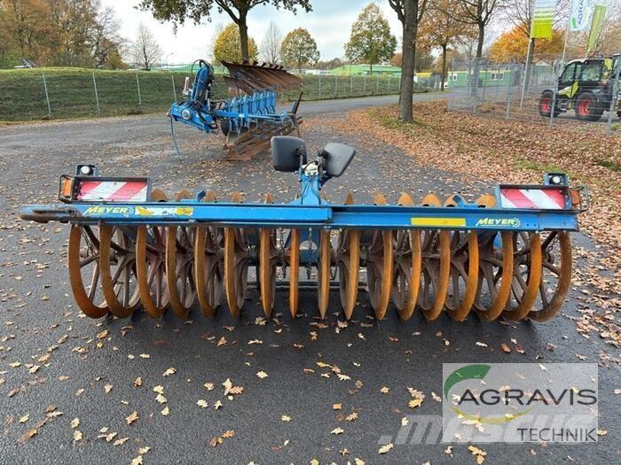 Meyer WP 16/4N Baliace stroje