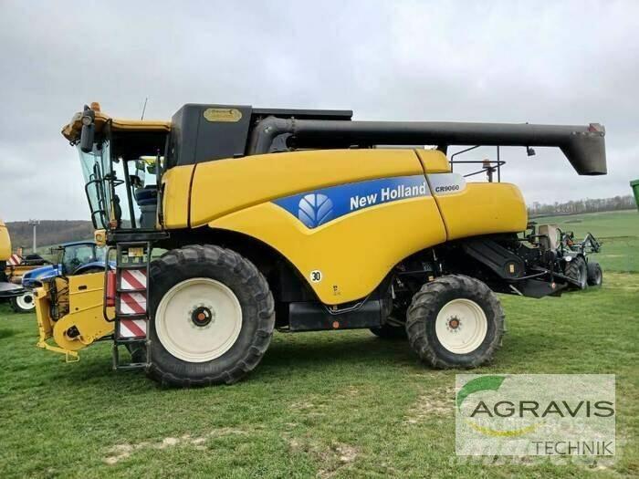 New Holland CR 9060 Kombinované zberacie stroje