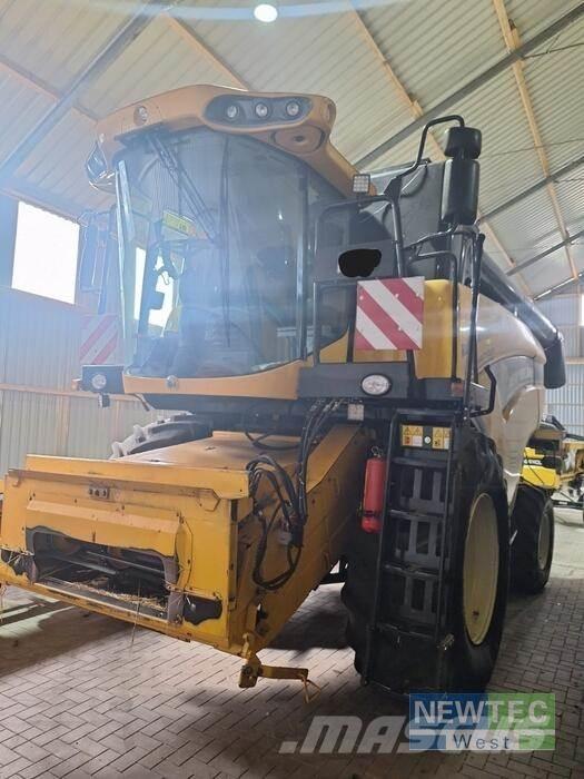 New Holland CX 5090 Kombinované zberacie stroje