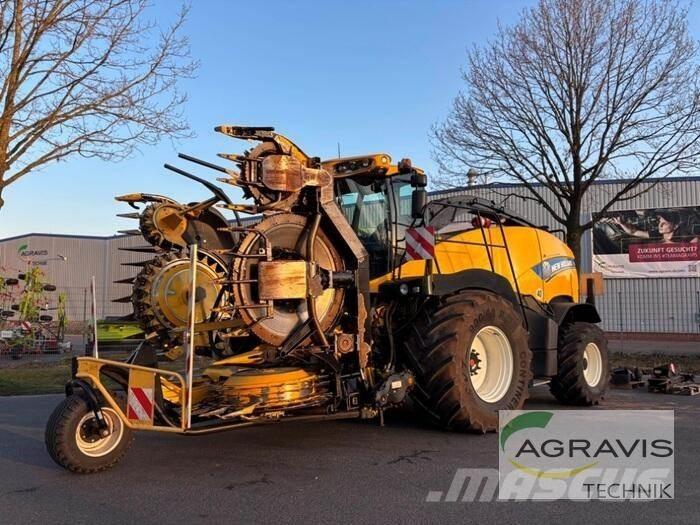New Holland FR 700 Samochodné kosačky