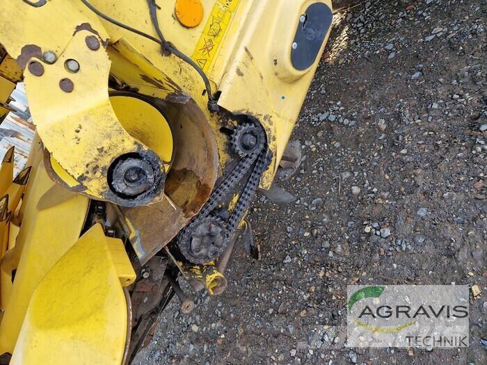 New Holland MF 875 W Príslušenstvo a náhradné diely ku kombajnom