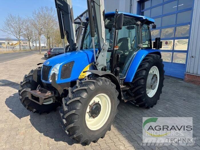 New Holland TLA 100 Traktory