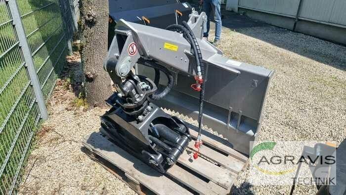 Pfanzelt RZ 230 Lesné traktory