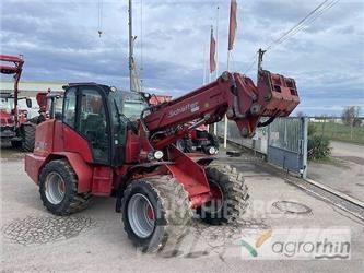 Schäffer 9330T Kolesové nakladače