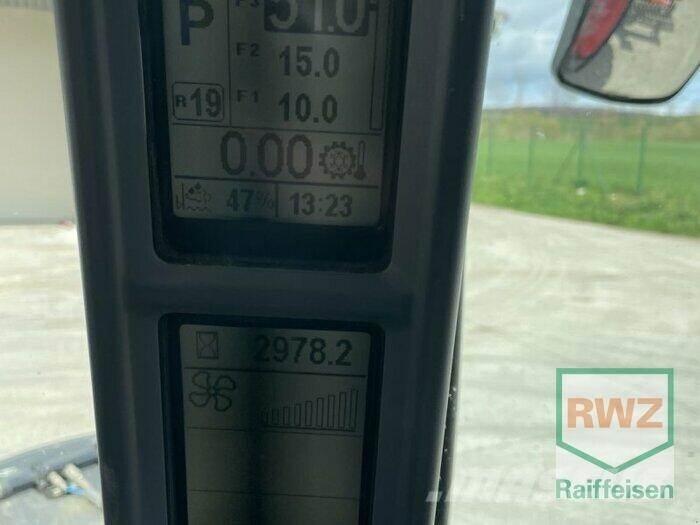 Steyr 4135 Profi CVT Traktory