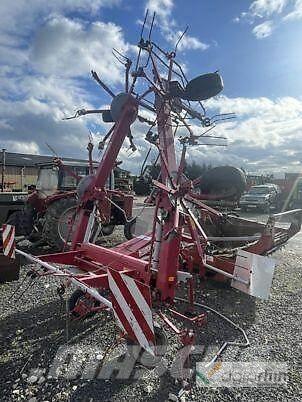 Stoll Z 765 Pro Obracače a zhrabovače sena