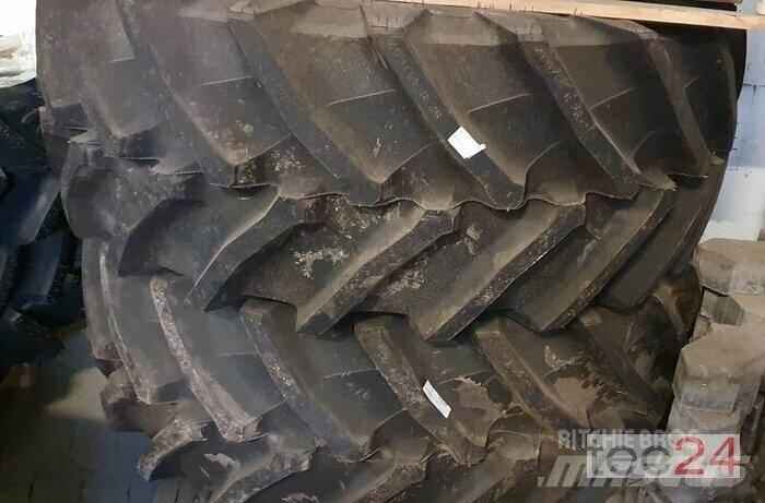 Trelleborg TM 800 Pneumatiky, kolesá a ráfiky