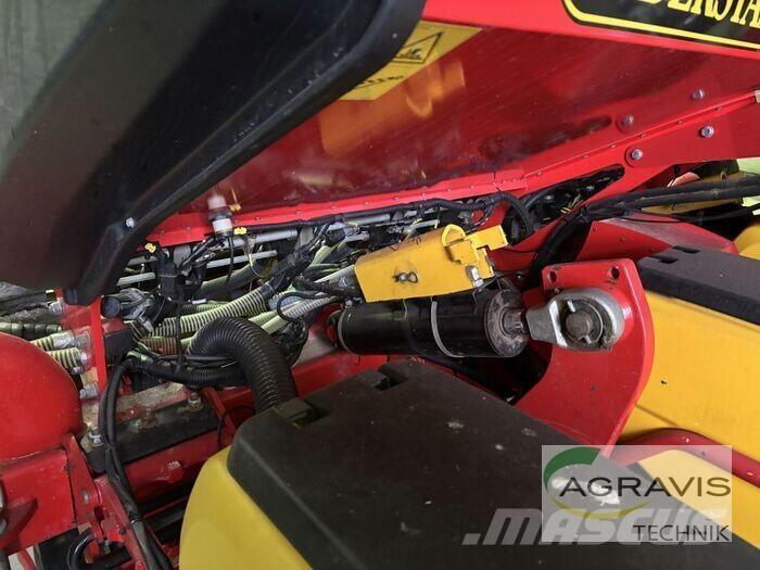 Väderstad TEMPO TPF 8 Mechanické sejačky