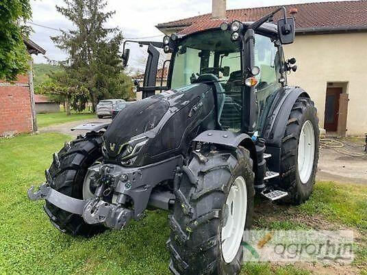 Valtra G125V Traktory