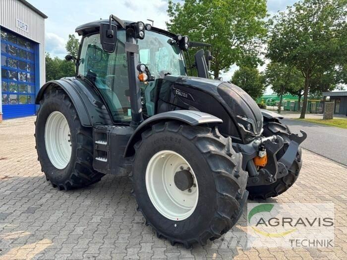 Valtra N 135 D 2B1 Traktory