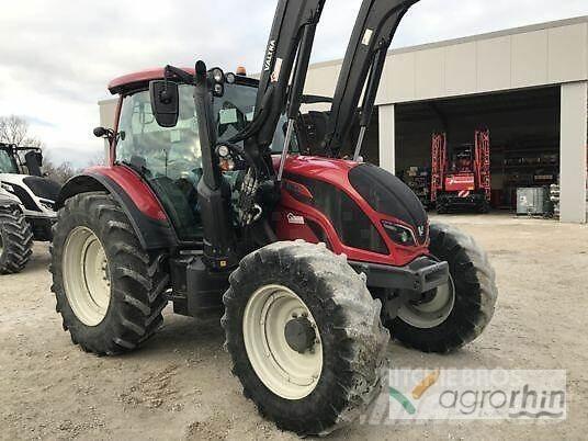 Valtra N114EH5 Traktory