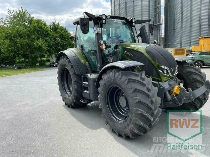 Valtra N175A Traktory