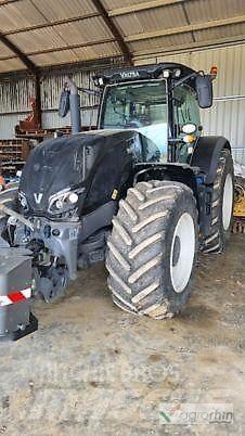 Valtra S354 Traktory