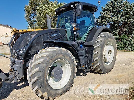 Valtra S394 Traktory