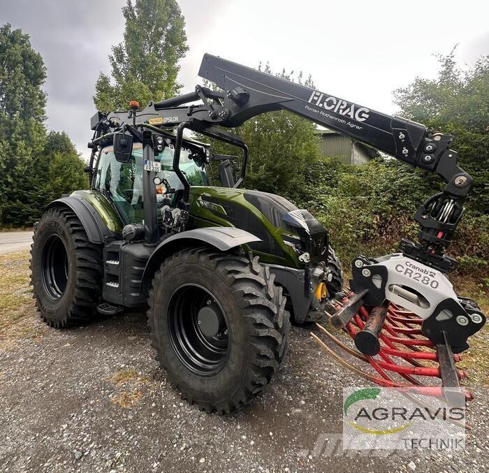 Valtra T 235 D 2A1 Traktory