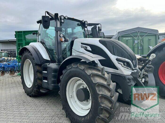 Valtra T 255 Activ Traktory