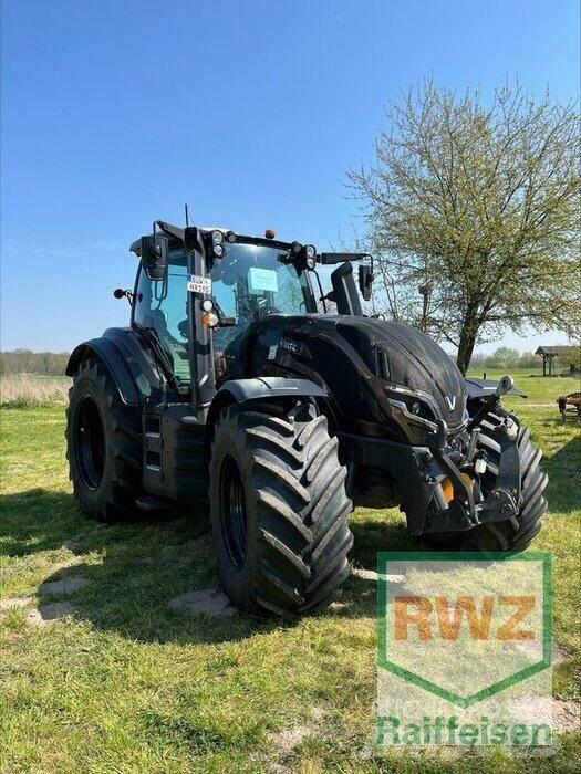 Valtra T195D Traktory