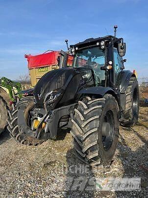 Valtra T235 Diect Traktory