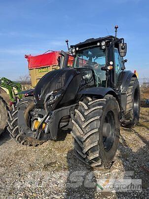 Valtra T235 Diect Traktory