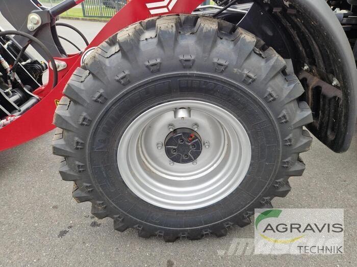 Yanmar V 7 Kolesové nakladače