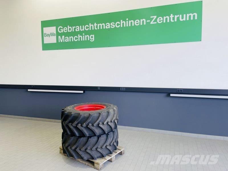  440/65R24 128D Traktory