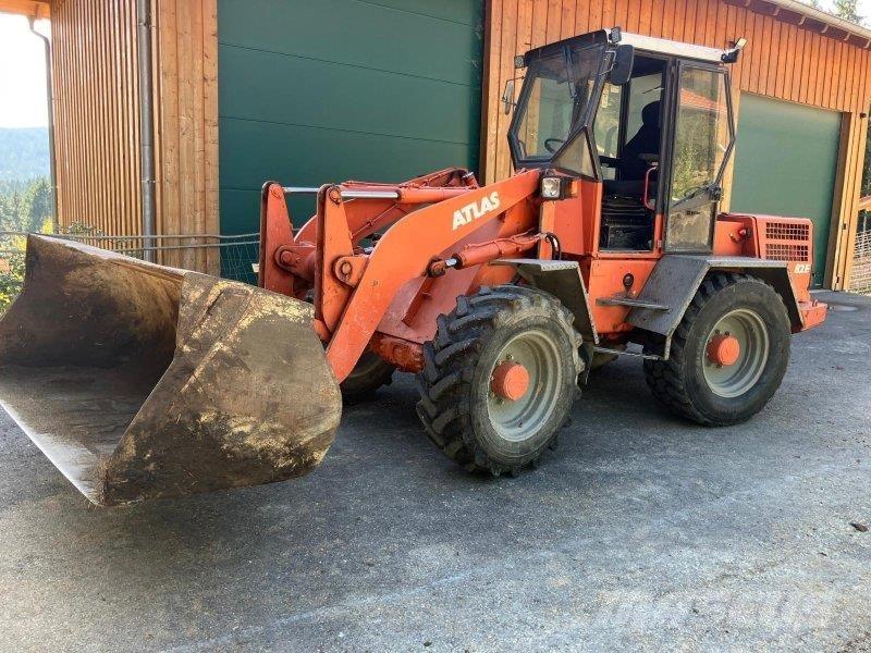 Atlas AR 82 E Kolesové nakladače