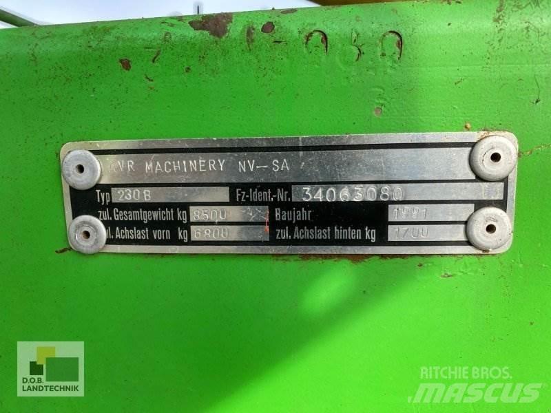 AVR 230 B Zemiakové kombajny
