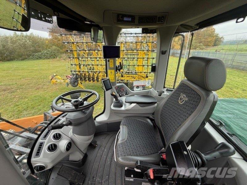 CASE 921G Kolesové nakladače