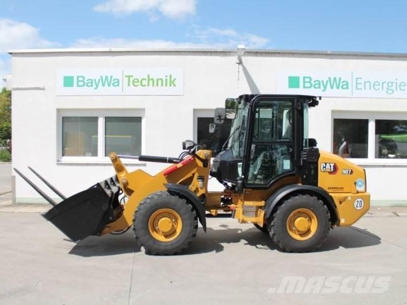 CAT 907 Kolesové nakladače