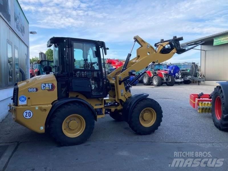 CAT 908 Kolesové nakladače