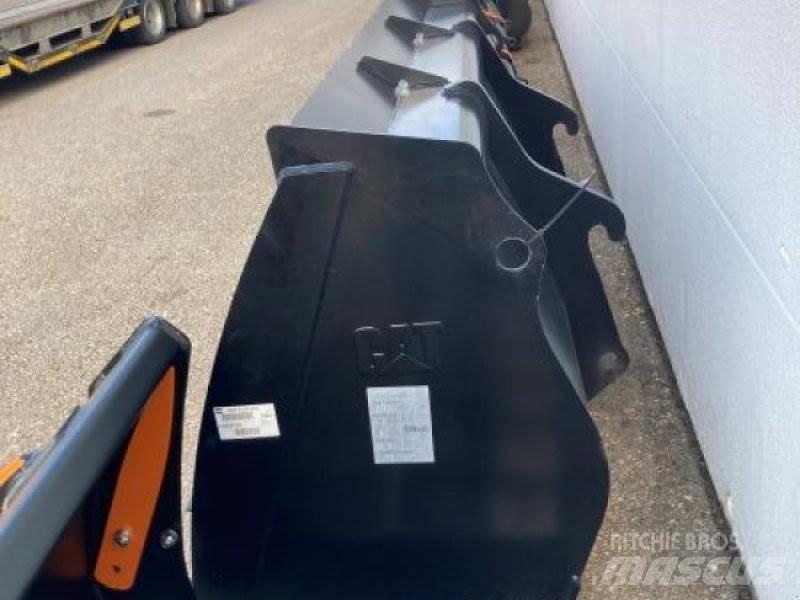 CAT 908 Kolesové nakladače