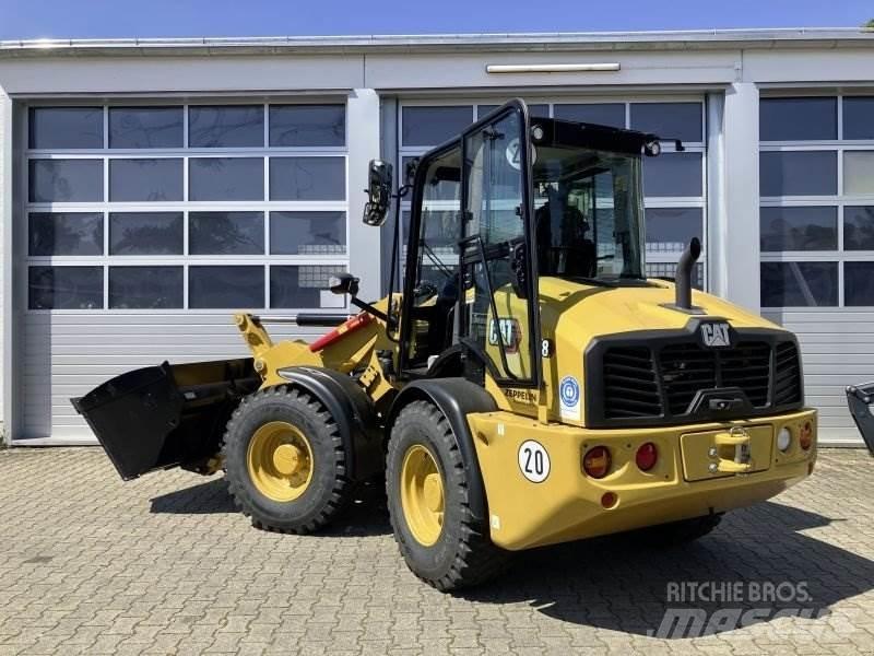 CAT 908-14A Kolesové nakladače