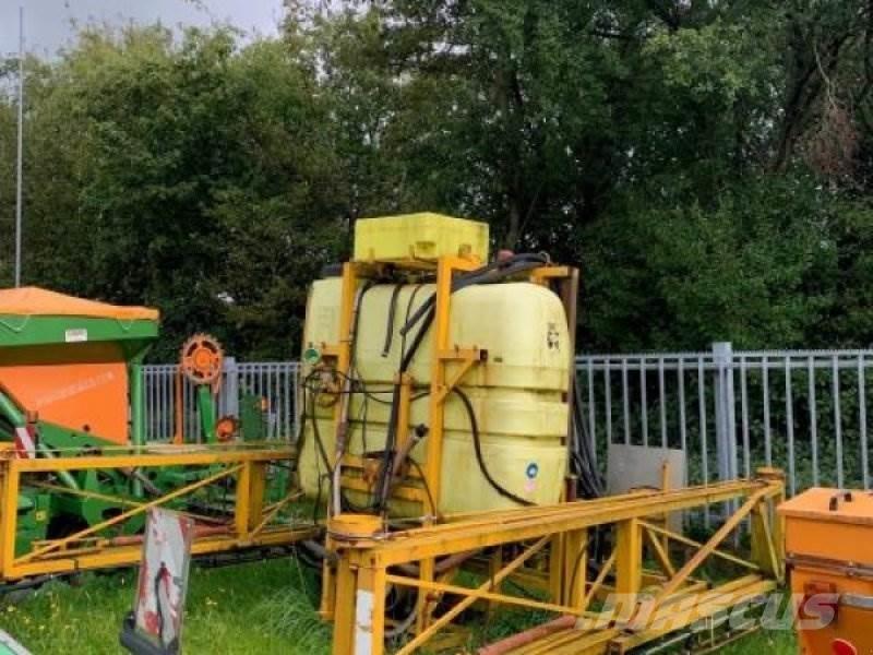 Dubex 1200l Rozmetadlá maštaľného hnoja