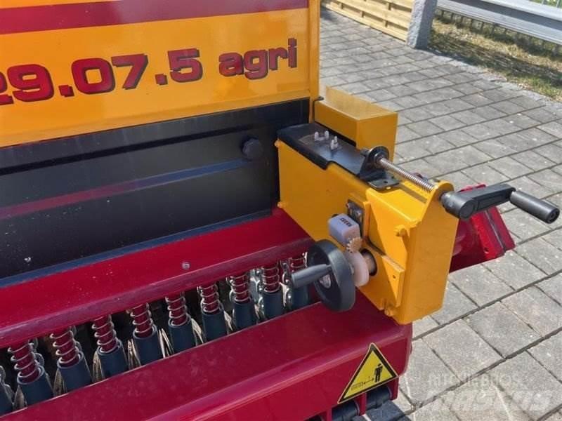 DX 229 Mechanické sejačky