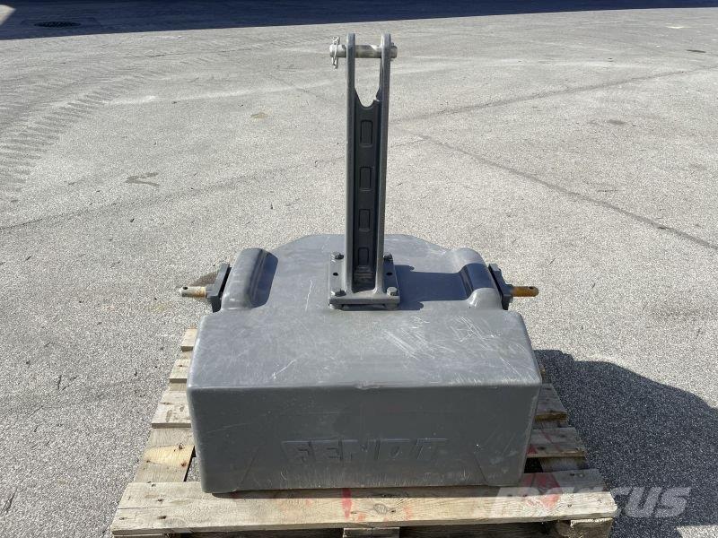 Fendt 1250 KG Predné závažie
