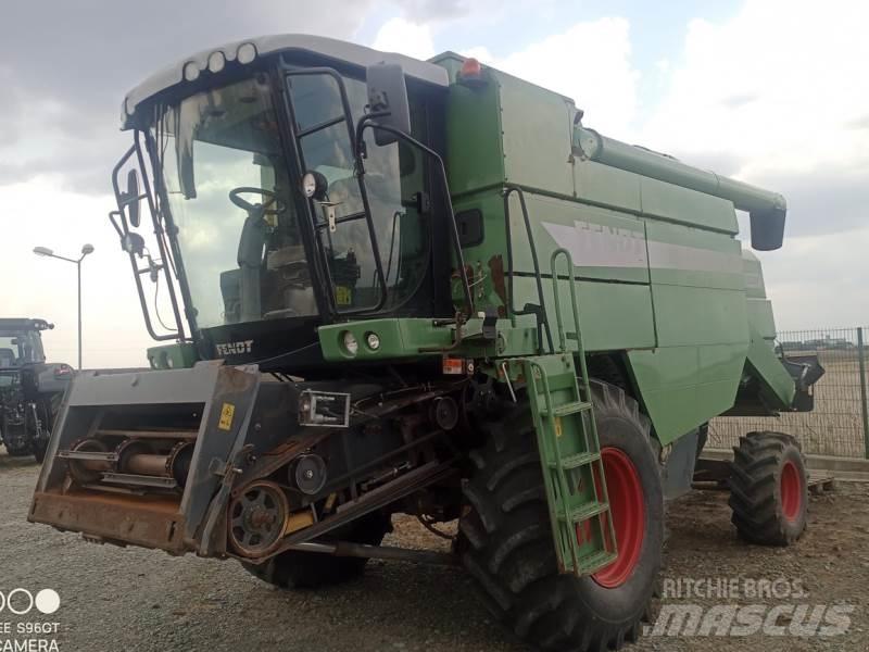 Fendt 5220 E Kombinované zberacie stroje