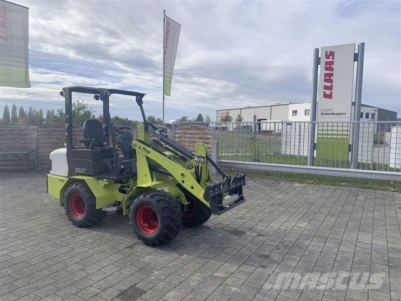 Fliegl 2527 Šmykom riadené nakladače