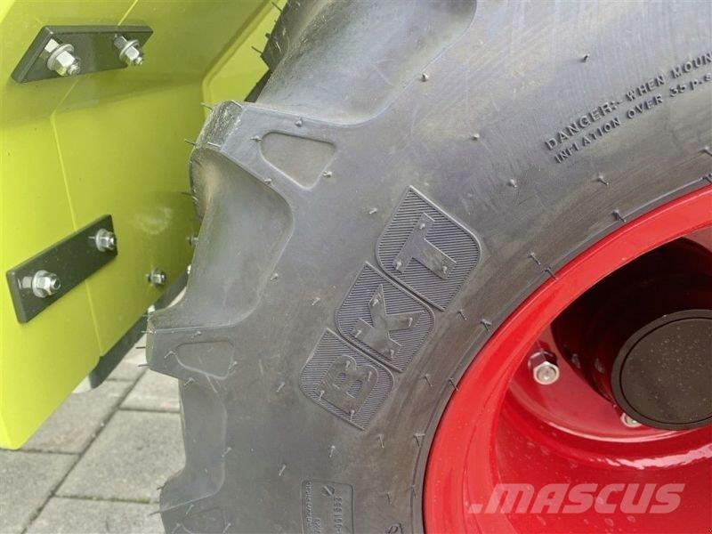 Fliegl 2527 Šmykom riadené nakladače