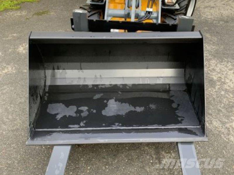 GiANT G1200 HD Šmykom riadené nakladače