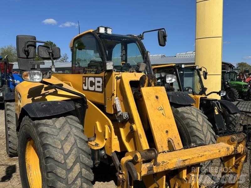 JCB 542-70 Teleskopické manipulátory