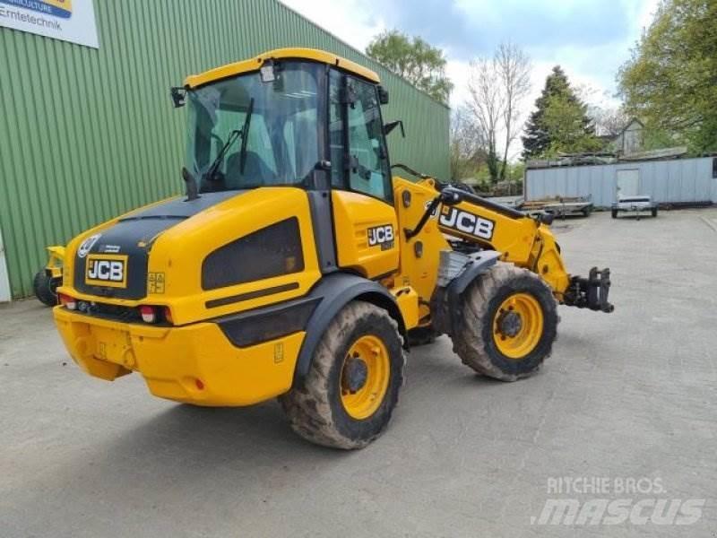 JCB TM 220 Kolesové nakladače