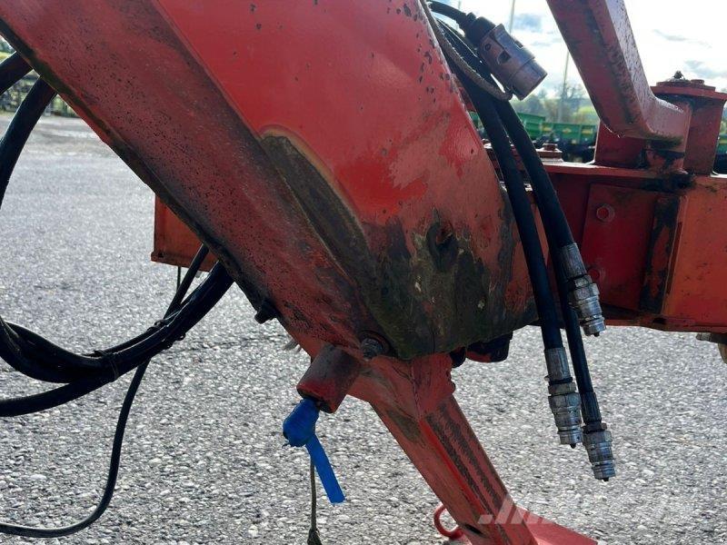 Kuhn GA7302DL Riadkovače