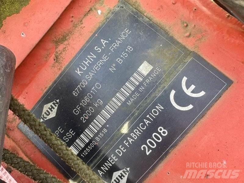 Kuhn GF 10601 Obracače a zhrabovače sena