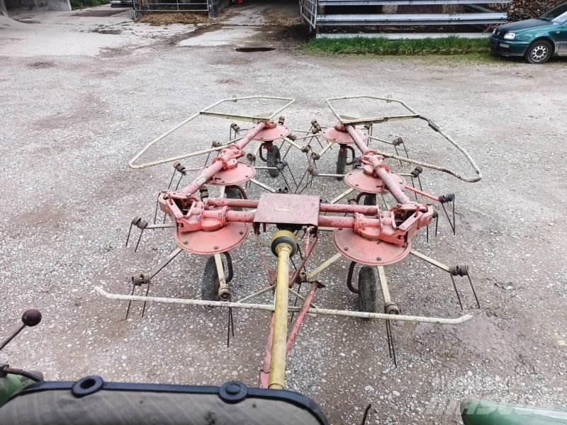 Kuhn GF 671 Obracače a zhrabovače sena