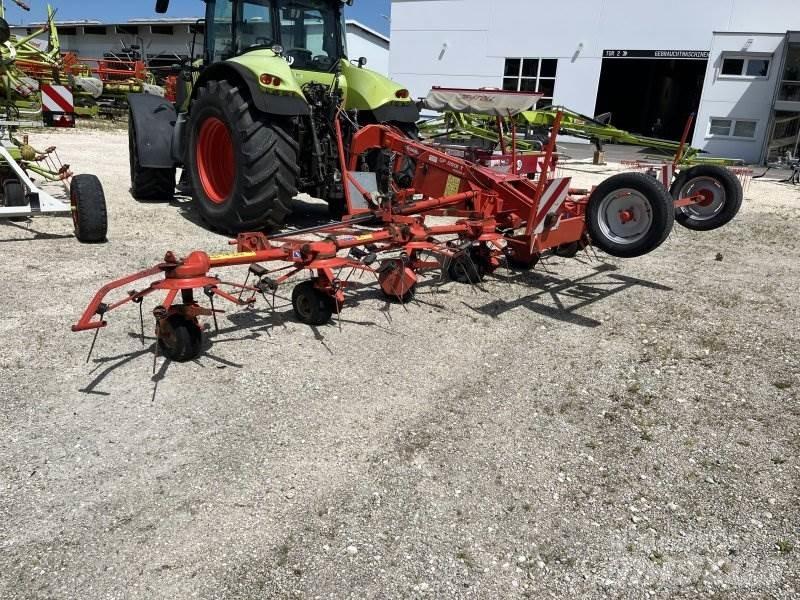 Kuhn GF 8501 Obracače a zhrabovače sena
