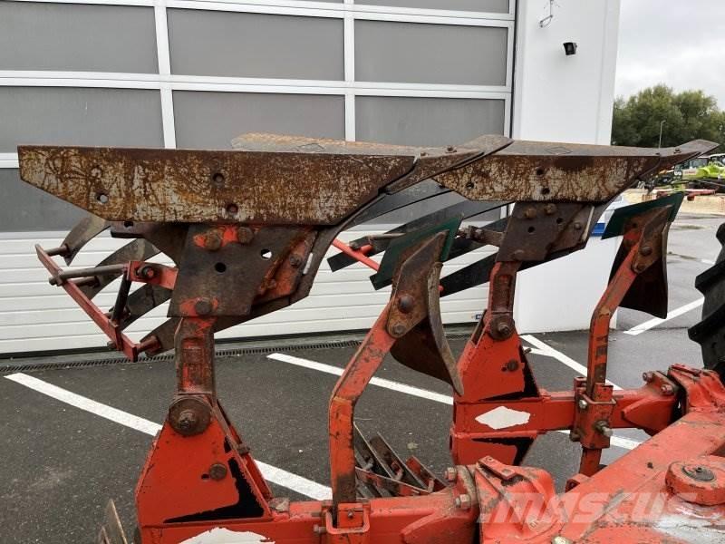 Kuhn HV 575 Konvenčné pluhy
